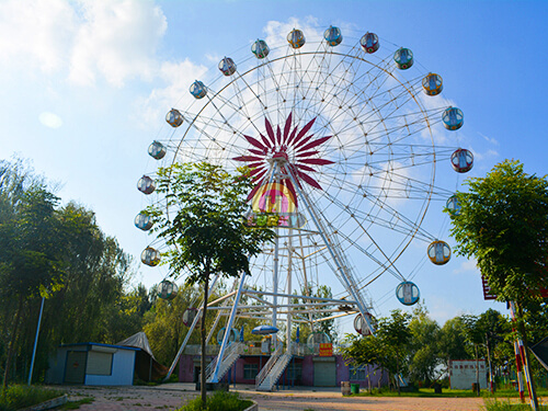 Fairs Wheel Ride